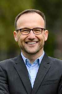 Adam Bandt: Australian politician