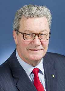 Alexander Downer: Australian politician