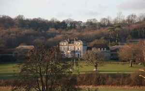 Ashdown House, East Sussex: Independent school in East Sussex, England