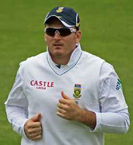 Captain (cricket): Member of a cricket team