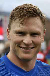 Chris Ashton: English rugby league and rugby union footballer