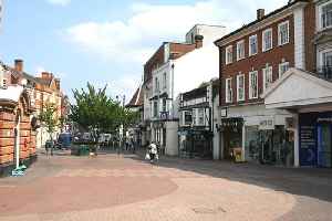 Epsom: Town in Surrey, England