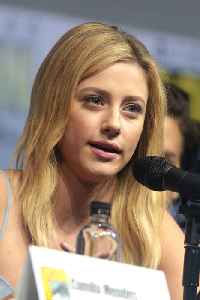 Lili Reinhart