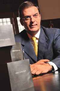 Marcelo Ebrard: Mexican politician