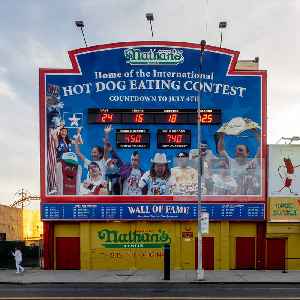 Nathan's Hot Dog Eating Contest: Competition