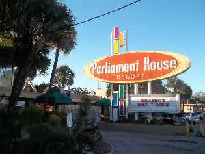 Parliament House (hotel):