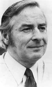 Paul Scott (novelist): British writer