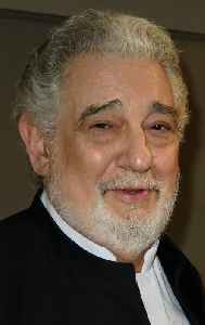 Plácido Domingo: Spanish opera singer and conductor