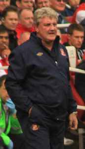 Steve Bruce: English association football player and manager