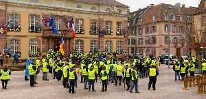 Yellow vests movement: 2018 social movement started in France