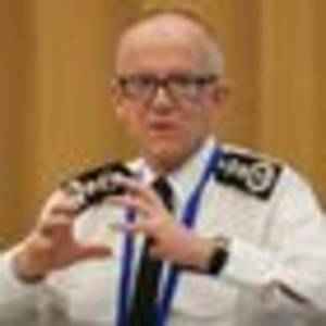Met Police chief again rejects use of term 'institutional' to describe problems in force