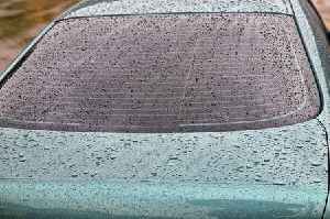 Motoring expert's message to drivers who wait inside as their car warms up