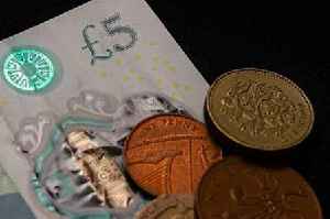 £300 Cost of Living payments for UK households NOT on DWP benefits from Monday