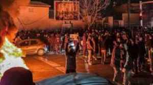 Trump mulls 'very strong' military options as hundreds killed in Iran protests