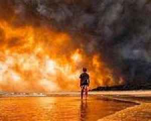 Australian firefighters warn of 'high-risk' bushfire season