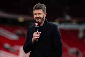 Roy Keane gives clear response to Wayne Rooney over Michael Carrick's Man Utd future