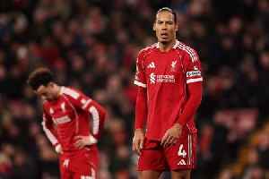 Roy Keane rips into Liverpool players as Man Utd icon slams Arne Slot's 'bad champions'