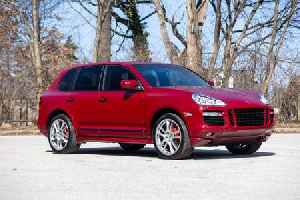 Owner Passed Away, Wife Sold His Rare Porsche Cayenne and Got Way More Than Expected