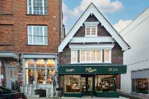 Aussie retailer loved by Hugh Jackman, Cillian Murphy and Bill Clinton opens in Guildford High Street