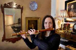 Rare Robert Burns family flute to be played in New York in race to save poet's home