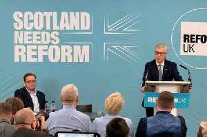 Reform Scotland leader backs candidate in 'set fire to asylum seeker hotels' row