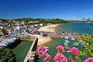 Plans for award-winning outdoor sauna to remain at Welsh harbour permanently