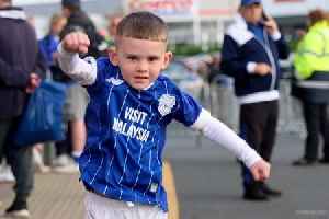 Cardiff City fans bask in promotion glory and pay touching tribute to lifelong fan Dai Hunt