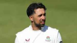 Lancs bowler Singh Dale to have hamstring surgery