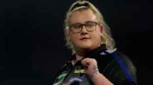 Greaves becomes first female PDC title winner