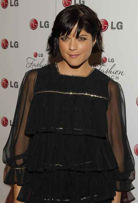 Selma Blair Facts And News Updates One News Page