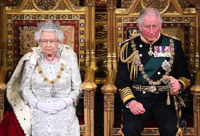 Prince Charles Doesn't Allegedly Have Queen Elizabeth's Support In Turning Buckingham Palace Into A Museum