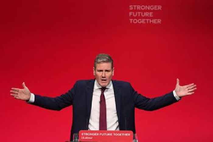 Keir Starmer shuts down hecklers during fiery Labour party conference speech