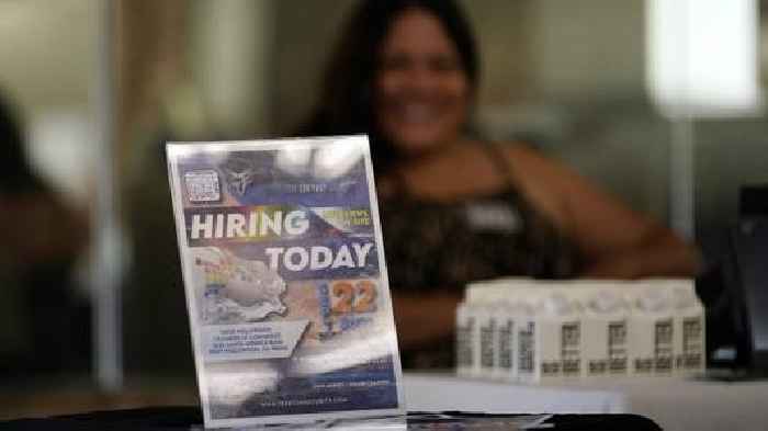 U.S. Unemployment Claims Rise For Third Straight Week