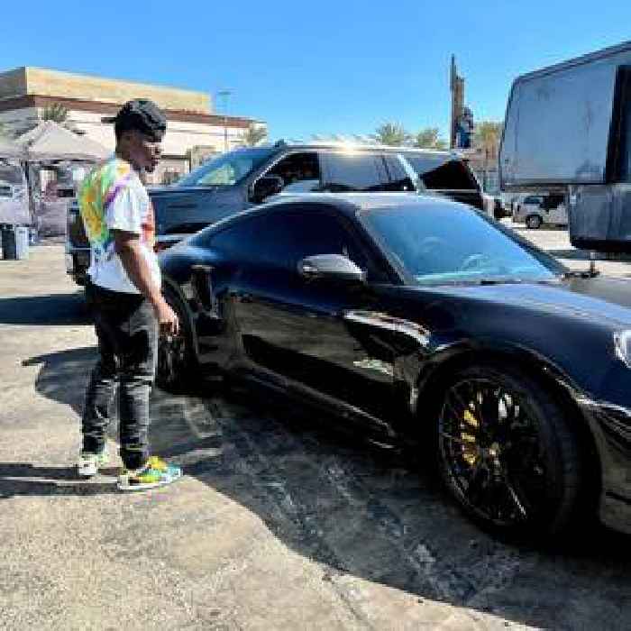 Kevin Hart Calls Himself a “Car Lover” As He Poses with New Porsche 911 Turbo S