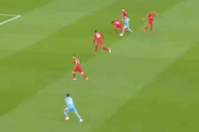 Fans fume at Phil Foden as Bernardo Silva robbed of 'assist of the season' vs Liverpool