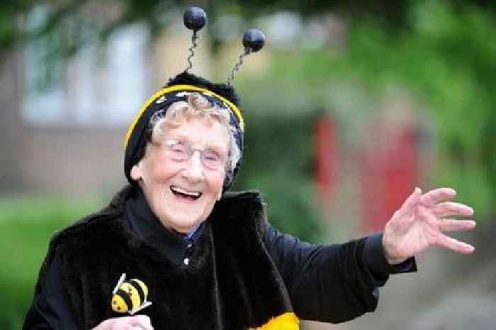 Hull's Bee Lady Jean Bishop dies aged 99 - latest tributes