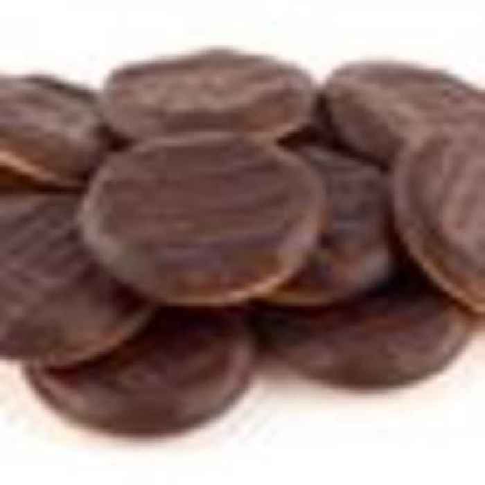 Cop to face misconduct hearing after allegedly taking Jaffa Cakes without paying full price