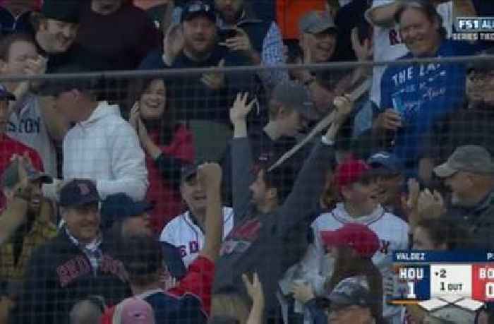 
					Gimme that! Fan makes incredible snag on Rafael Devers’ severed bat
				