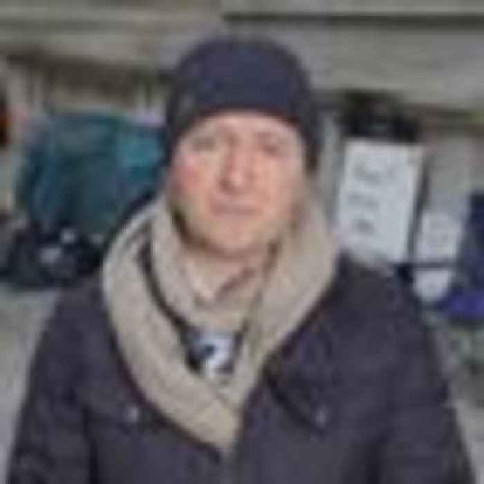 Nazanin's husband on hunger strike outside Foreign Office for second time