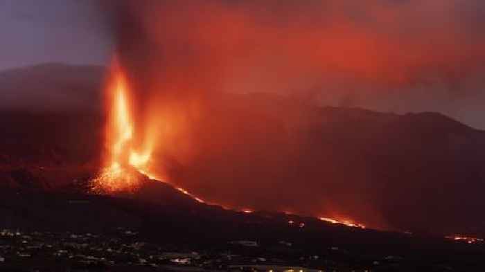 La Palma Island Braces For More Quakes As Volcano Roars On