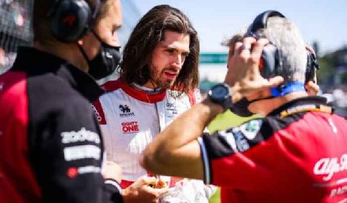 Alfa Romeo team now under fire about Giovinazzi
