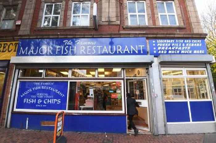 'Number one chippy in world' - Tributes to orange chips pioneer Major Spencer