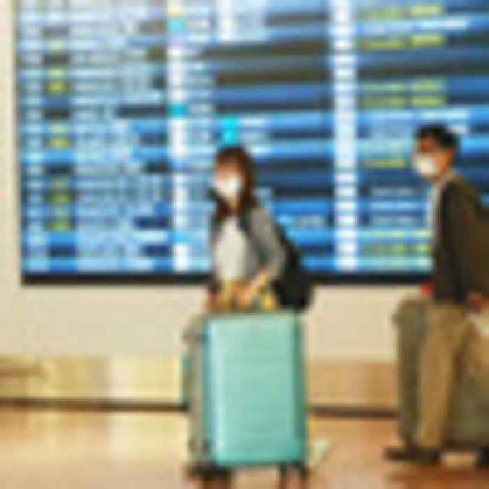 Covid-19: Japan bans entry of foreign visitors as Omicron spreads