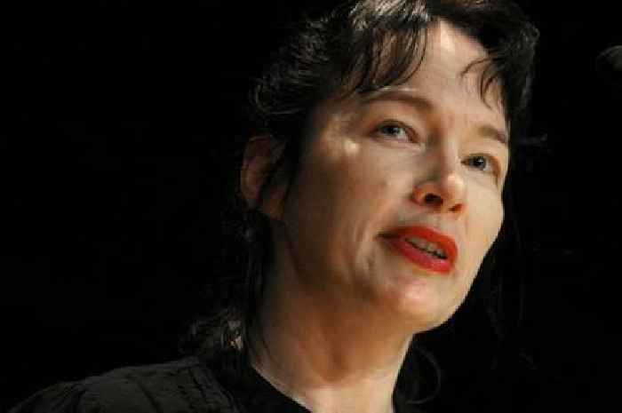 Author Alice Sebold apologises to man cleared of 1981 rape