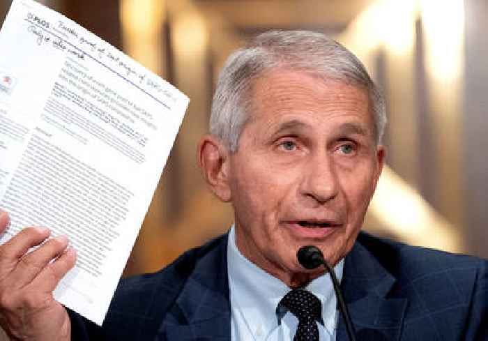 Vaccine makers could make Omicron-specific booster, says Fauci