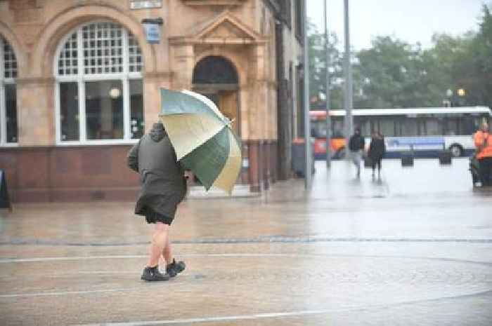 Met Office updated weather warning has Hull braced for strong winds on Tuesday