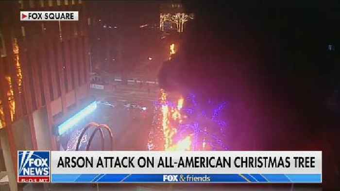 Dispatch from The War on Christmas: Fox News Defies Arsonists and Hecklers at Grand Relighting of Tree