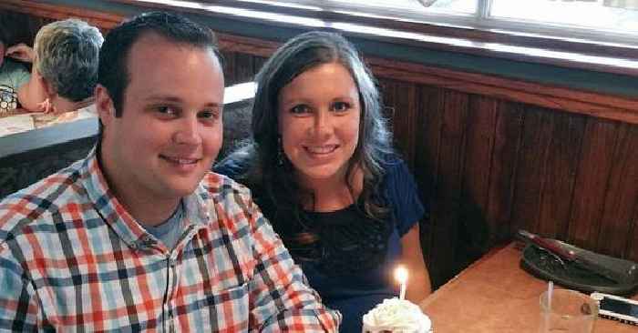 Some Of Josh Duggar's Siblings Have 'Distanced' Themselves From His Wife Anna Following Guilty Verdict In Child Pornography Trial, Source Spills