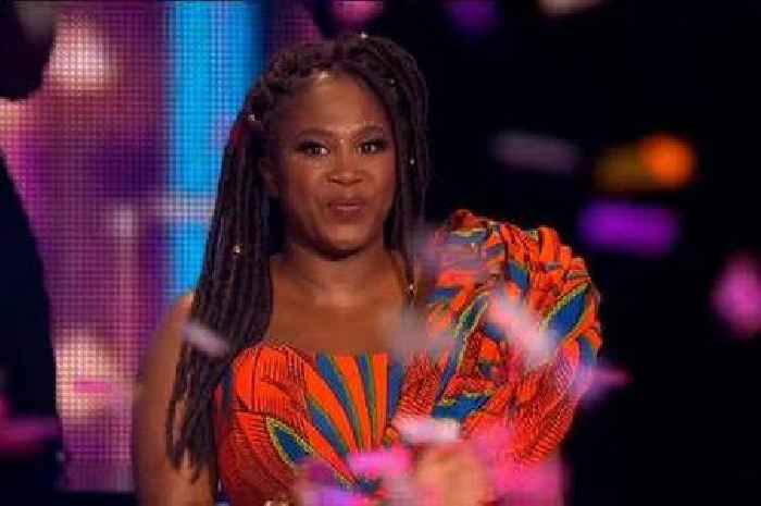 Strictly fans spot 'fuming' Motsi Mabuse as Rose and Giovanni announced as winners