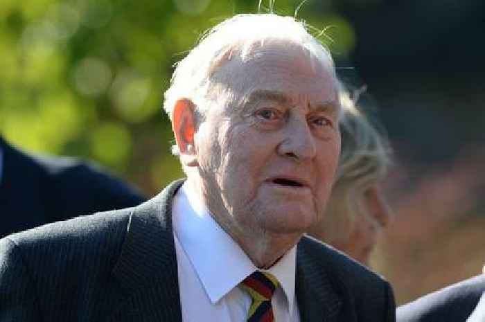 Tributes as former England cricket captain Ray Illingworth dies aged 89